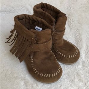 Crazy 8 Brown Fringe Booties size 6